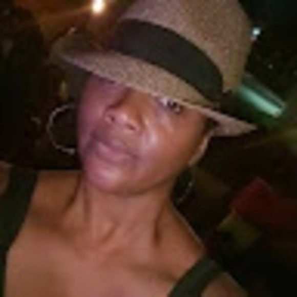 Meet your Posher, Marra - Picture 1 of 1